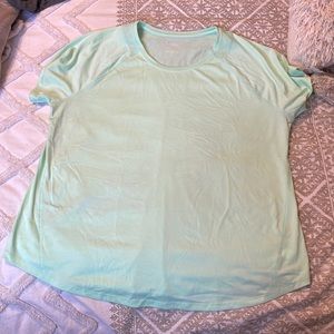 Tek gear dry fit t-shirt